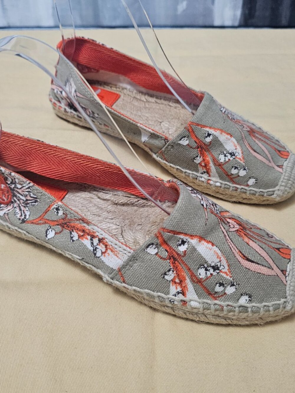 Tory Burch Floral Canvas Espadrilles Orange Grey Flat Shoes Size 6 - Picture 2 of 7